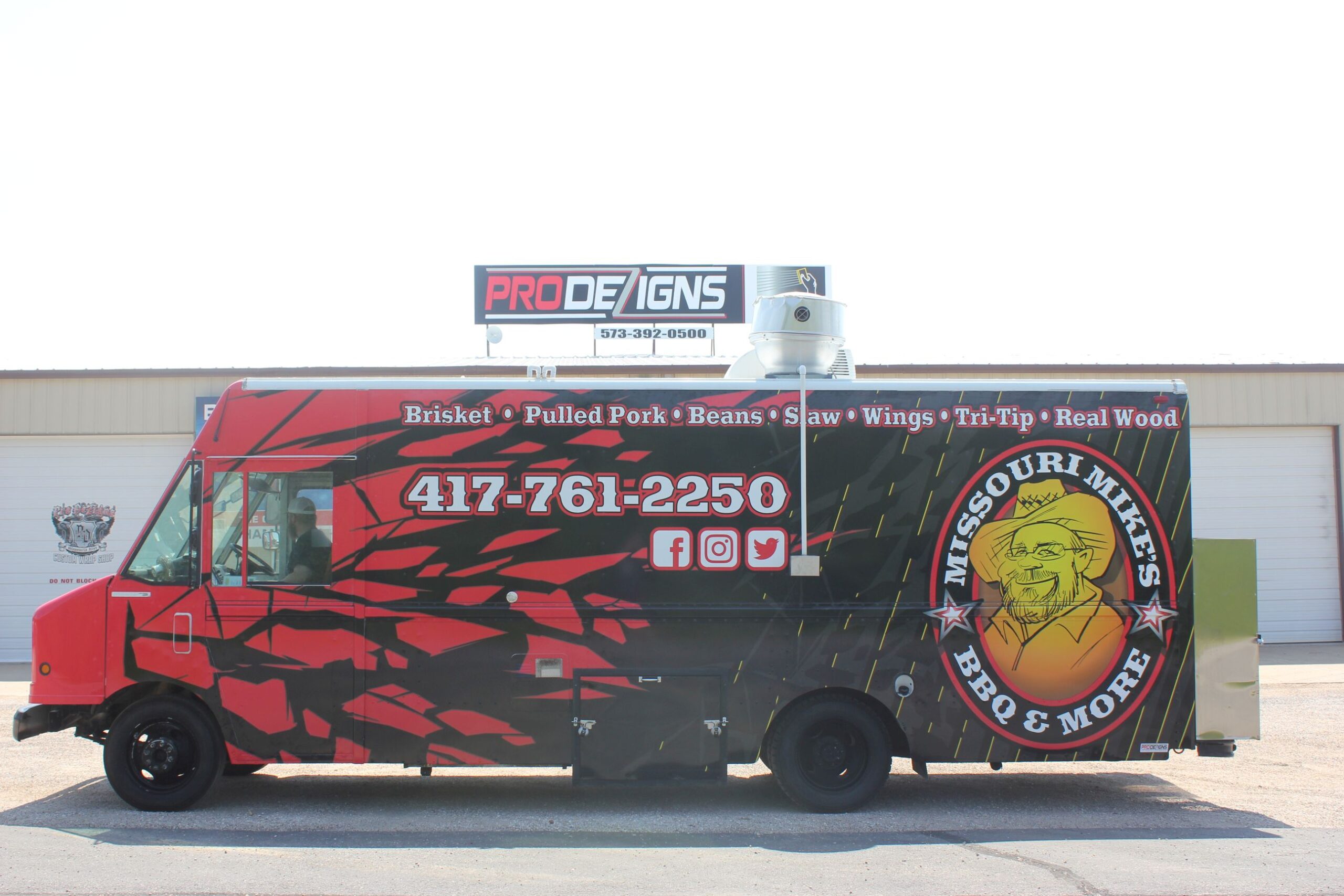 Missouri Mikes Bbq And More Food Truck Trailer Vehicle Vinyl Wrap Pro Dezigns Designs Visual Branding Columbia Missouri