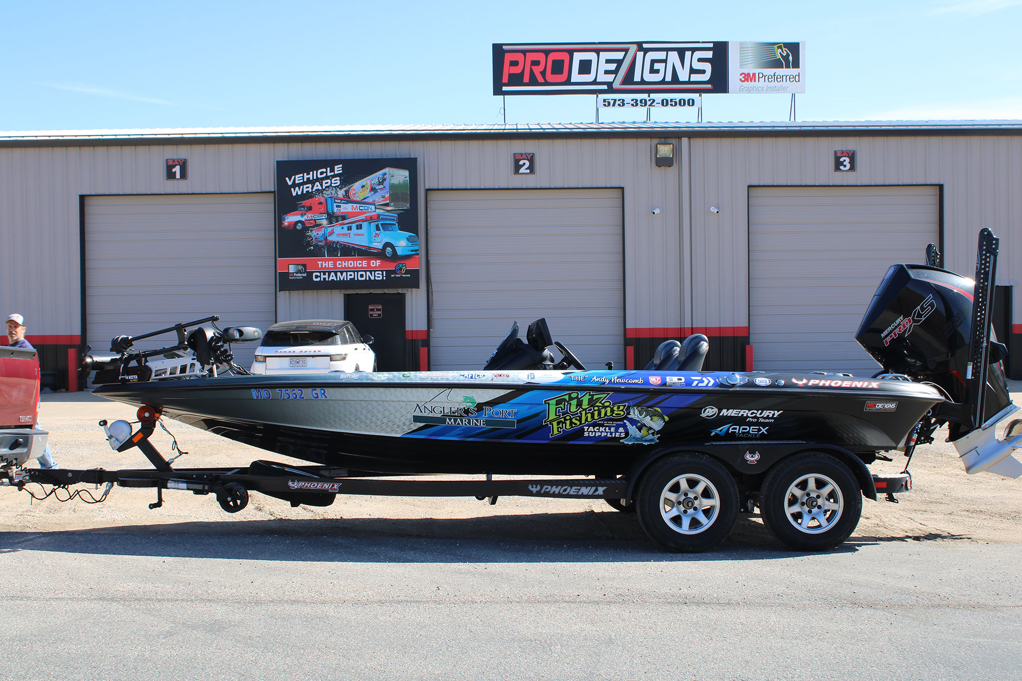 Andy Newcomb Boat Vinyl Wrap Pro Dezigns Columbia Mo