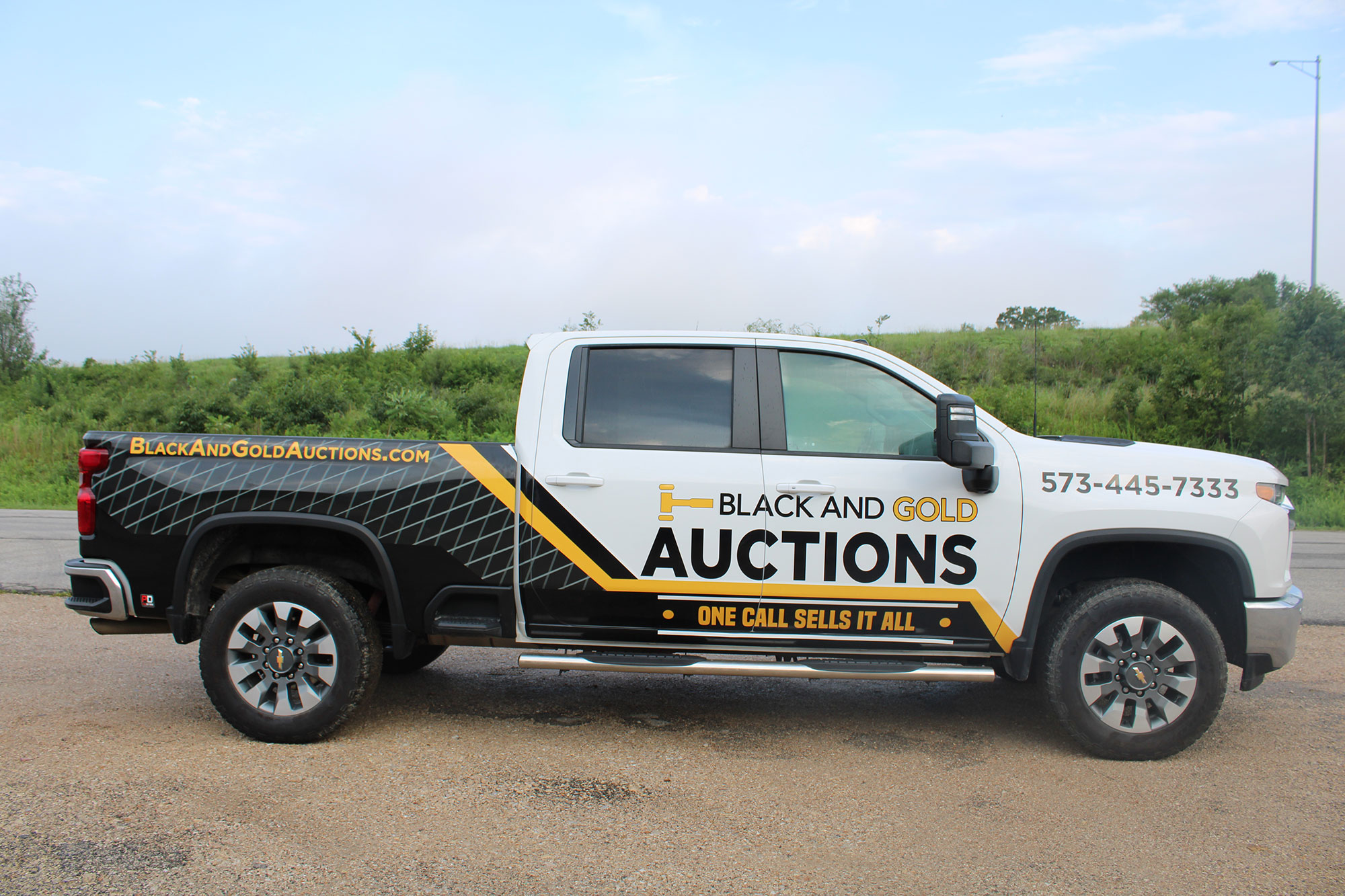 Black And Gold Commercial Truck Vehicle Wraps Pro Dezigns 3m Certified Columbia Missouri