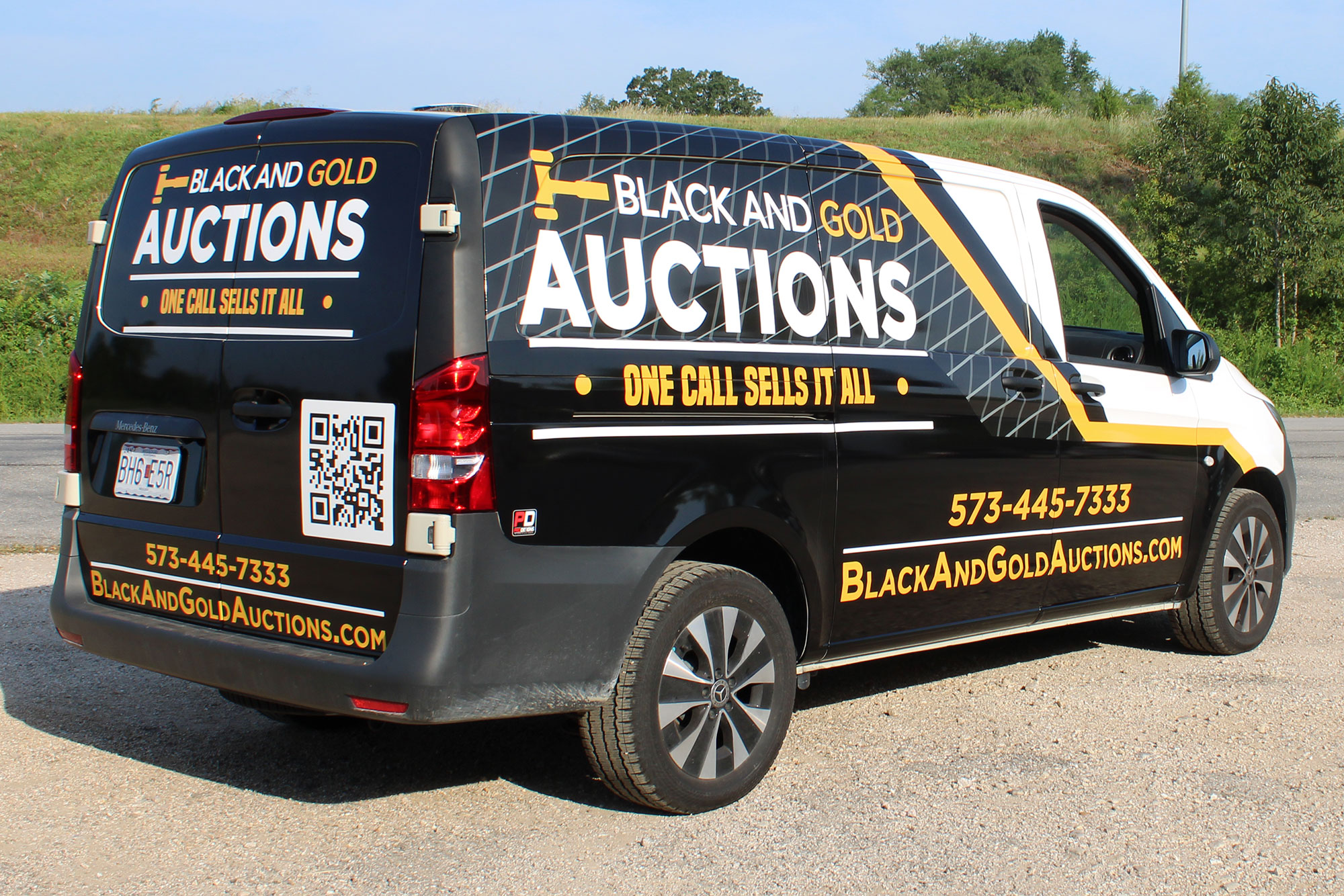 Black And Gold Panel Van Commercial Vehicle Wraps Pro Dezigns 3m Certified