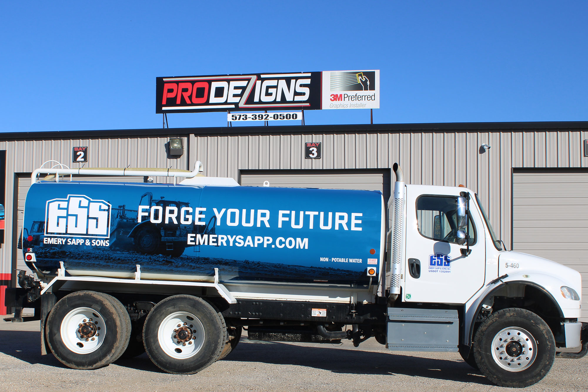 Emery Sapp And Sons Tanker Wrapping Store Fronts Windows Outdoor Pro Dezigns Jeff City Mo