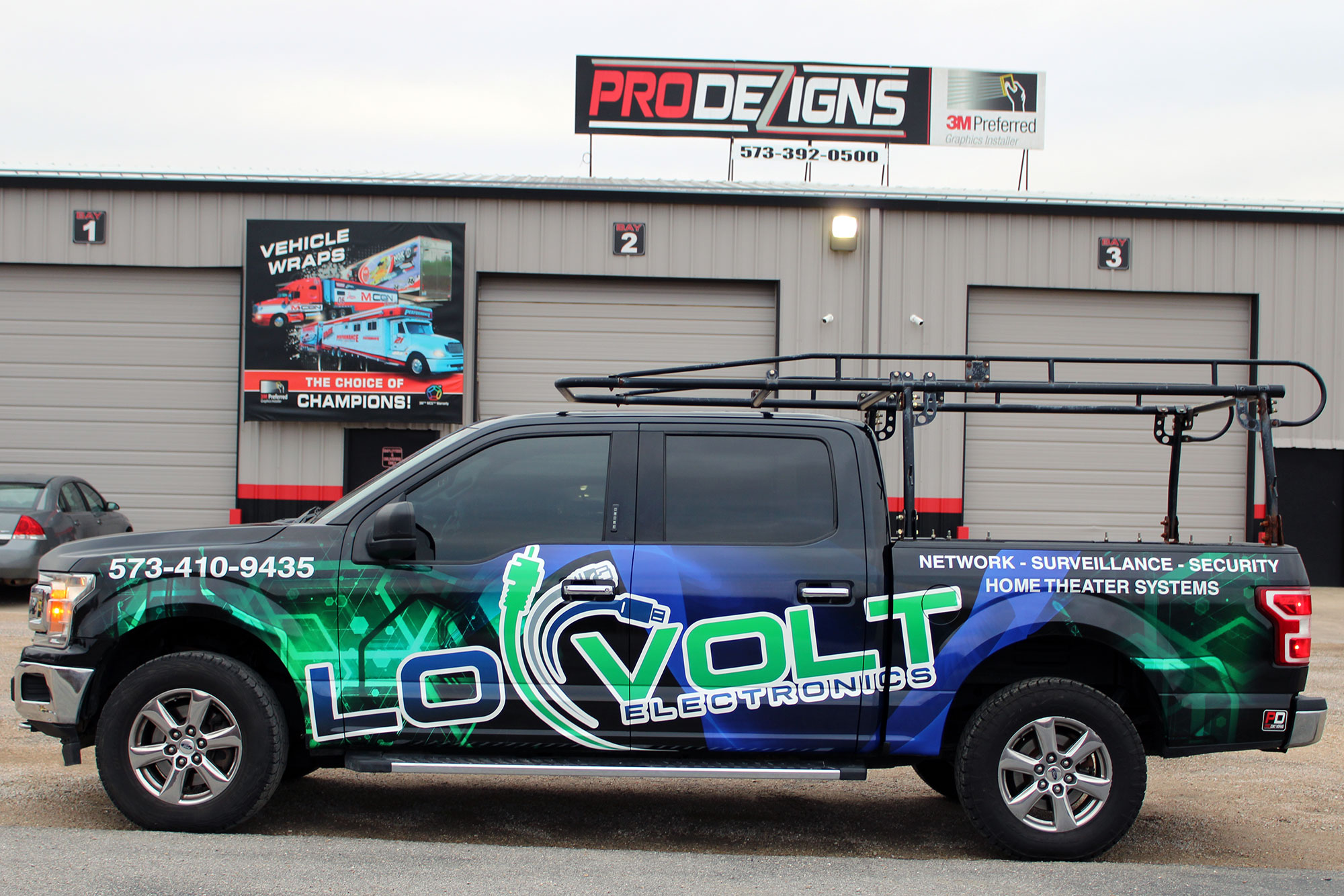 Lovolt Custom Car Wraps Pro Dezigns Jeff City Mo