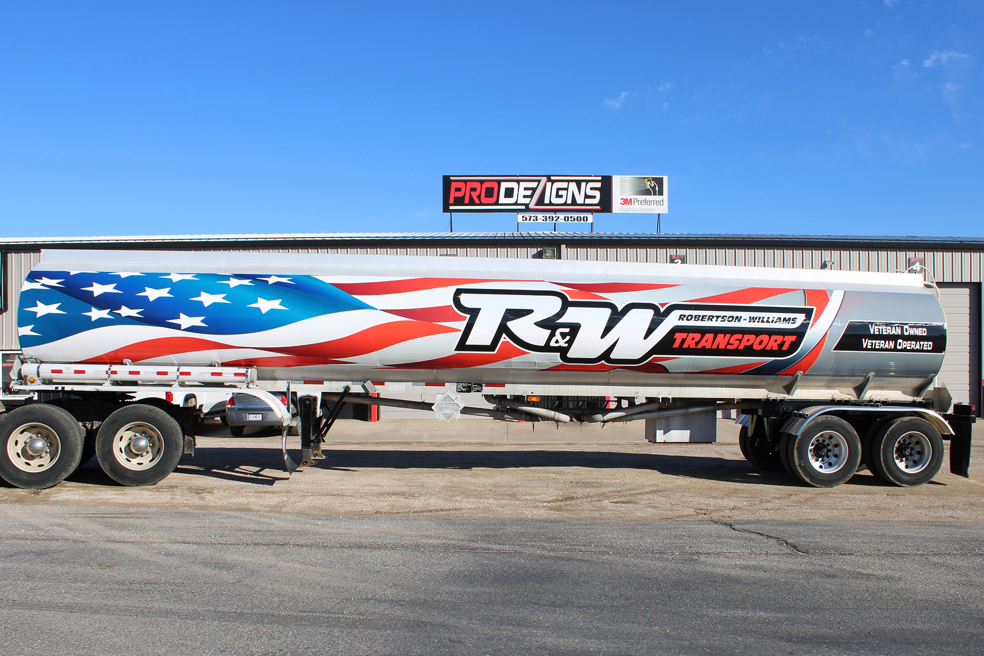 R And W Transport Tanker Vinyl Wraps Store Fronts Windows Outdoor Pro Dezigns Jeff City Mo